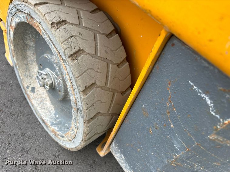 image for item YA0183 2018 Haulotte 1931E scissor lift