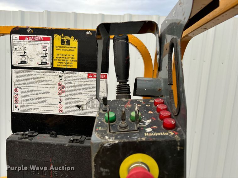 image for item YA0185 2018 Haulotte 1931E scissor lift