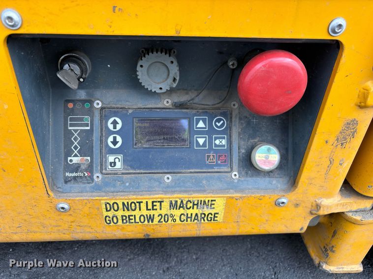 image for item YA0185 2018 Haulotte 1931E scissor lift