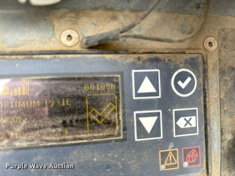 image for item YA0185 2018 Haulotte 1931E scissor lift