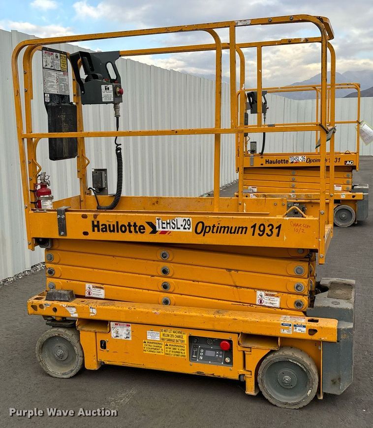 image for item YA0186 2018 Haulotte 1931E scissor lift