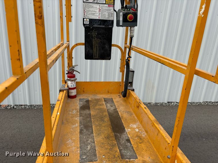 image for item YA0186 2018 Haulotte 1931E scissor lift