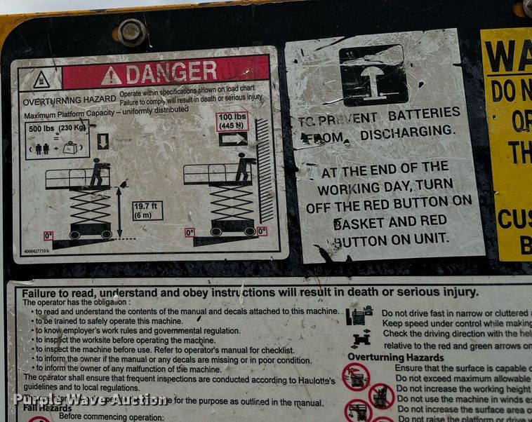 image for item YA0186 2018 Haulotte 1931E scissor lift