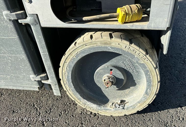 image for item YA0188 2019 Haulotte Star 20 AC E vertical lift