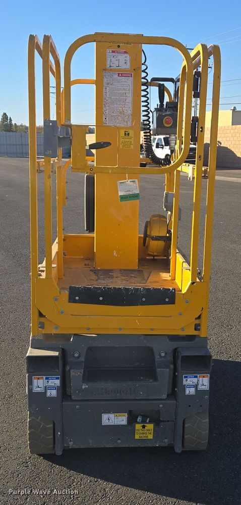 image for item YA0190 2019 Haulotte Star 20 AC E vertical lift