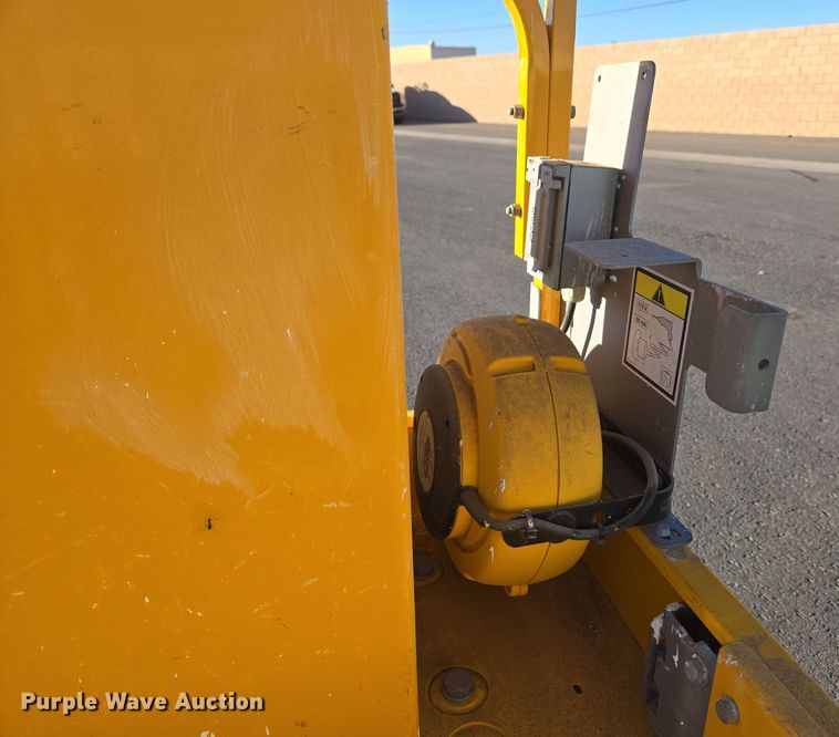 image for item YA0190 2019 Haulotte Star 20 AC E vertical lift