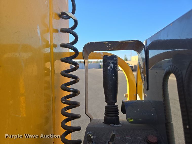 image for item YA0190 2019 Haulotte Star 20 AC E vertical lift