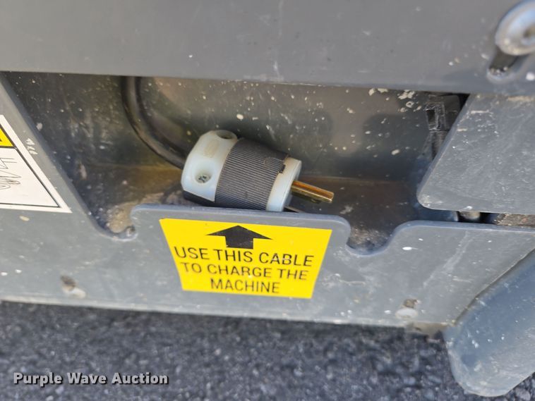 image for item YA0190 2019 Haulotte Star 20 AC E vertical lift