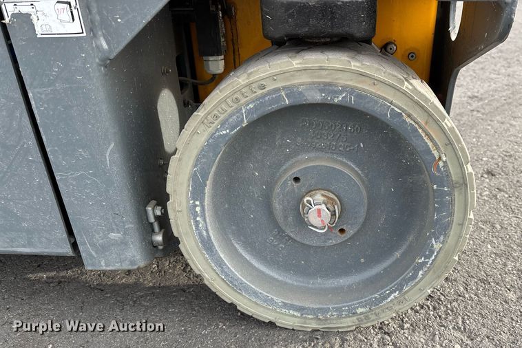 image for item YA0191 2019 Haulotte Star 20 AC E vertical lift