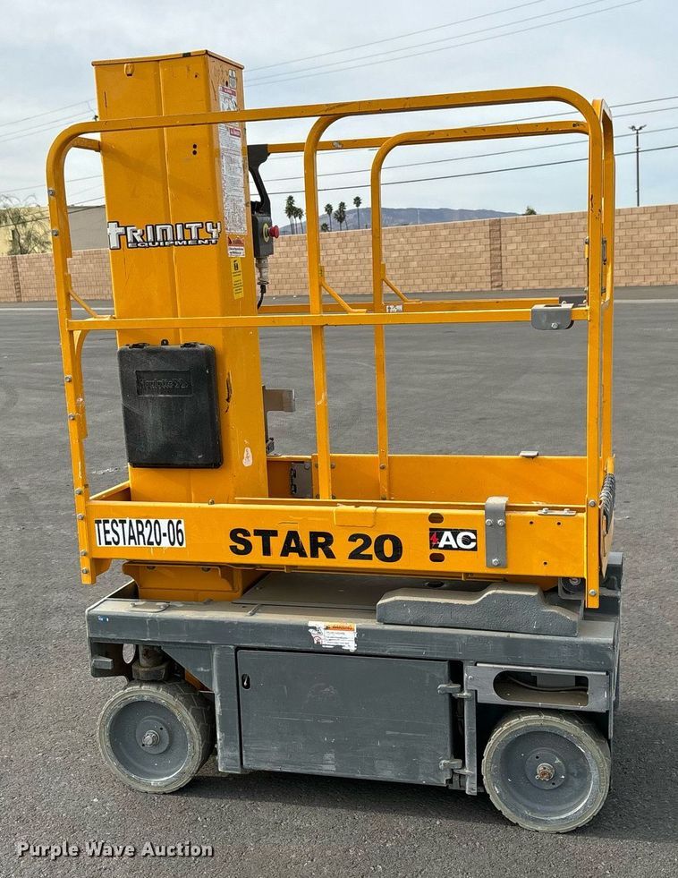image for item YA0192 2019 Haulotte Star 20 AC E vertical lift