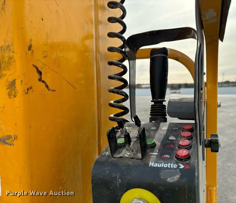 image for item YA0192 2019 Haulotte Star 20 AC E vertical lift