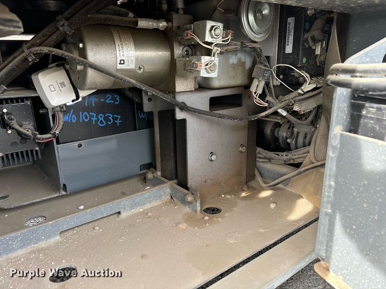 image for item YA0192 2019 Haulotte Star 20 AC E vertical lift