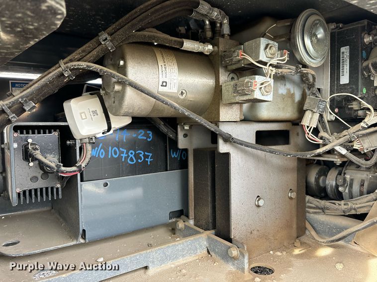 image for item YA0192 2019 Haulotte Star 20 AC E vertical lift