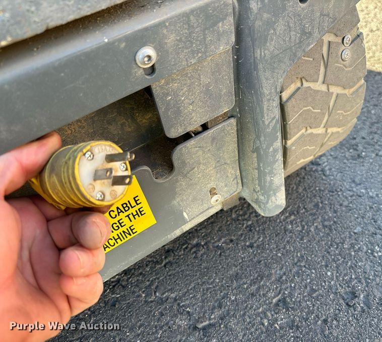 image for item YA0193 2019 Haulotte Star 20 AC E vertical lift