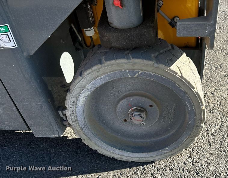 image for item YA0193 2019 Haulotte Star 20 AC E vertical lift