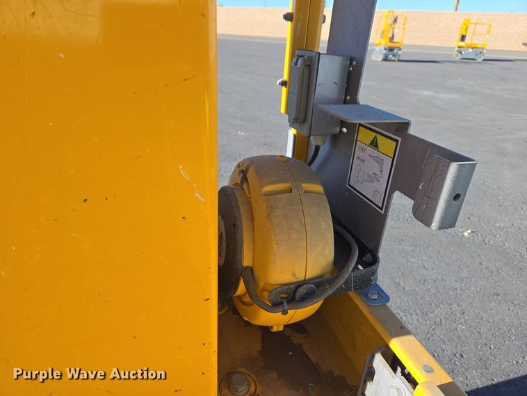 image for item YA0194 2019 Haulotte Star 20 AC E vertical lift