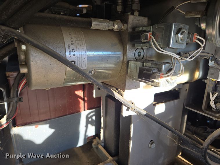 image for item YA0194 2019 Haulotte Star 20 AC E vertical lift