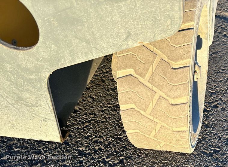 image for item YA0195 2019 Haulotte Star 20 AC E vertical lift