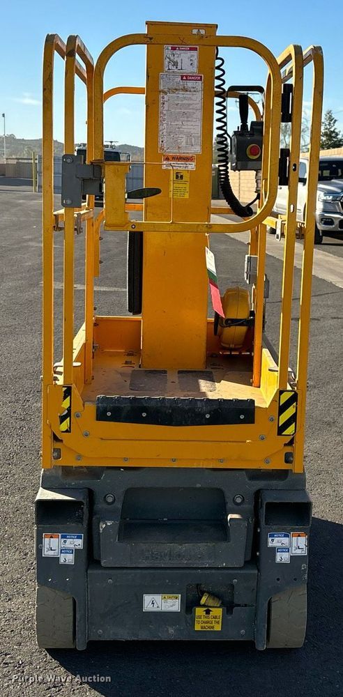 image for item YA0196 2019 Haulotte Star 20 AC E vertical lift