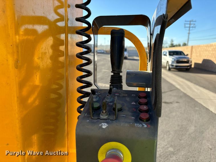 image for item YA0196 2019 Haulotte Star 20 AC E vertical lift