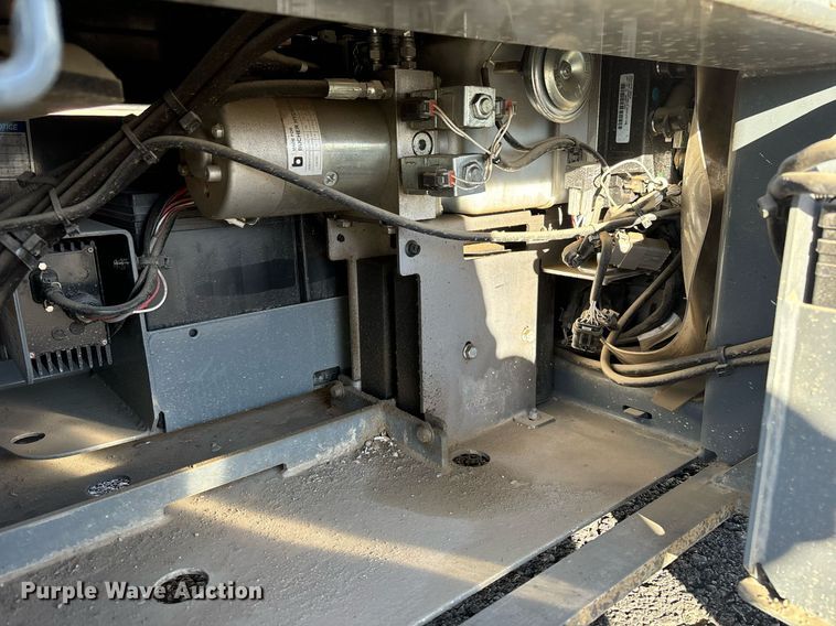 image for item YA0198 2019 Haulotte Star 20 AC E vertical lift