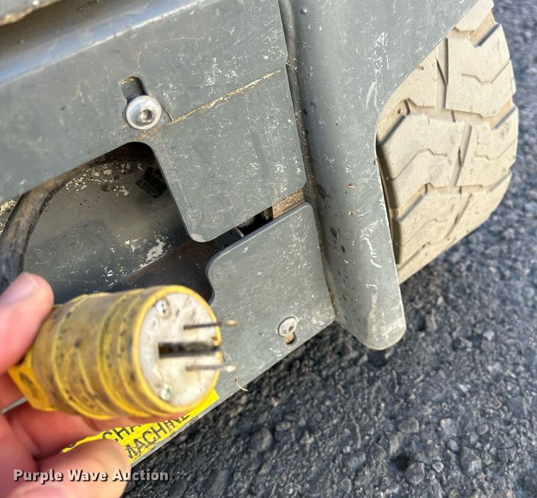 image for item YA0198 2019 Haulotte Star 20 AC E vertical lift