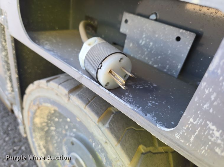 image for item YA0199 2019 Haulotte Star 20 AC E vertical lift