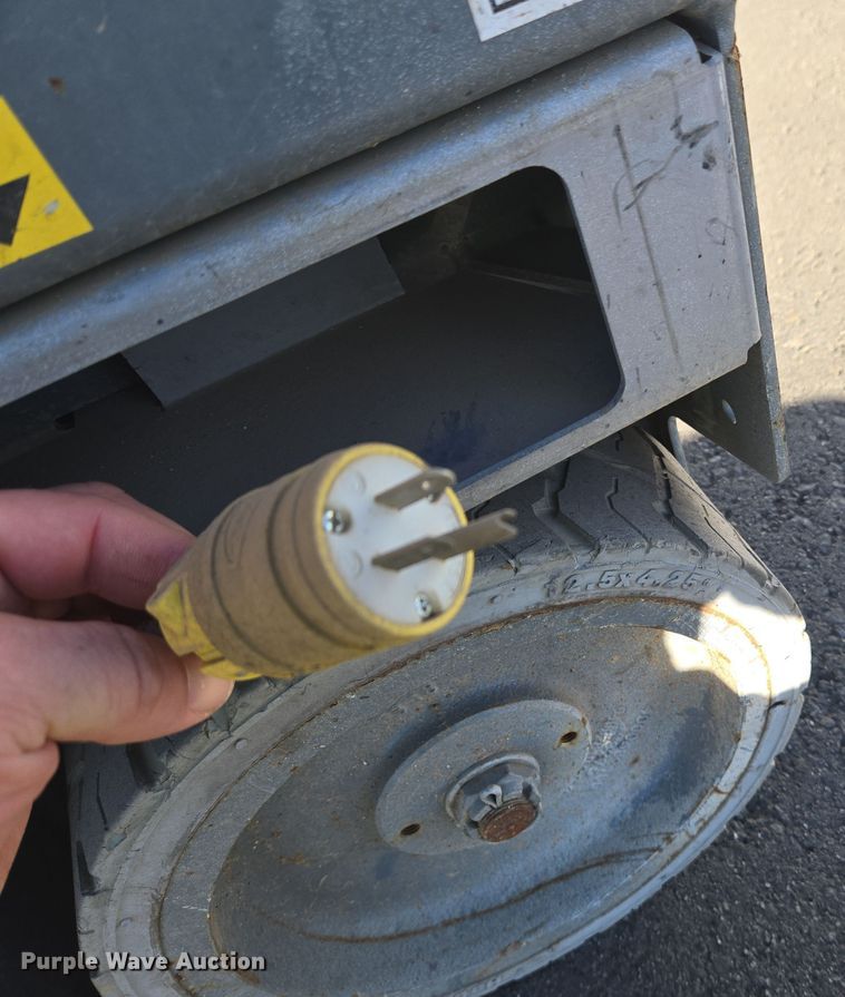 image for item YA0202 2019 Haulotte Star 20 AC E vertical lift