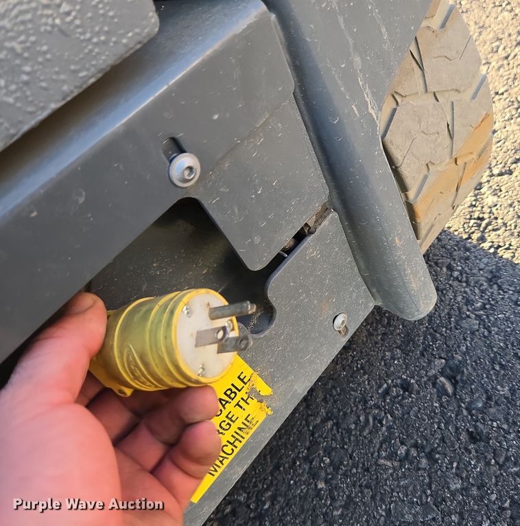 image for item YA0205 2019 Haulotte Star 20 AC E vertical lift