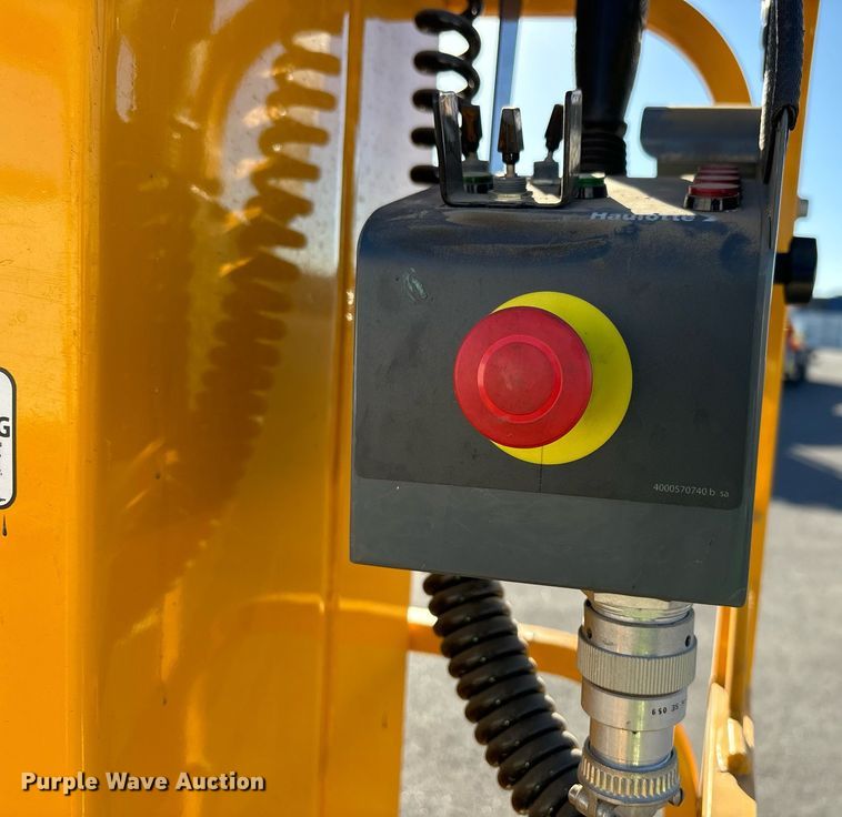 image for item YA0206 2019 Haulotte Star 20 AC E vertical lift