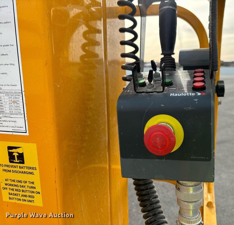 image for item YA0209 2019 Haulotte Star 20 AC E vertical lift