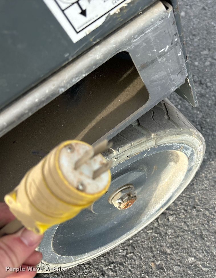 image for item YA0209 2019 Haulotte Star 20 AC E vertical lift