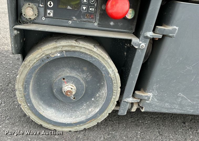 image for item YA0209 2019 Haulotte Star 20 AC E vertical lift