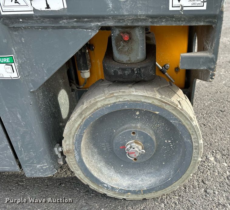 image for item YA0209 2019 Haulotte Star 20 AC E vertical lift