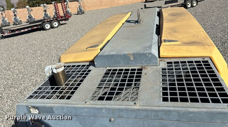 image for item YA0214 2018 Atlas Copco XAS 440 JD8 T4F air compressor