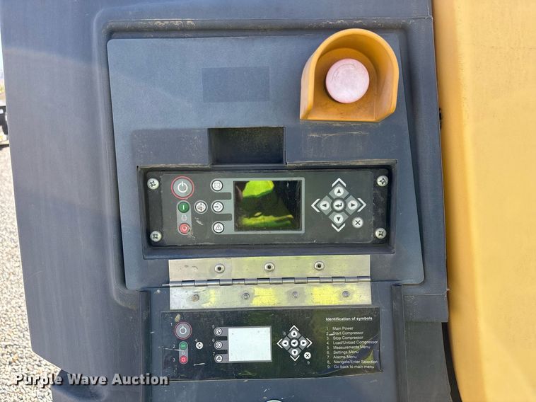 image for item YA0214 2018 Atlas Copco XAS 440 JD8 T4F air compressor