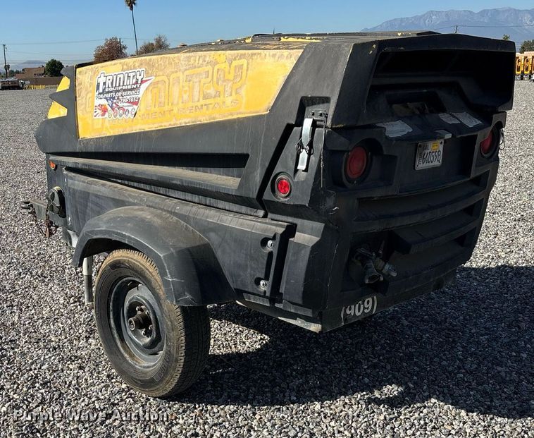 image for item YA0215 2012 Atlas air compressor