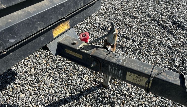 image for item YA0215 2012 Atlas air compressor