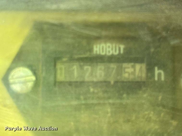 image for item YA0215 2012 Atlas air compressor