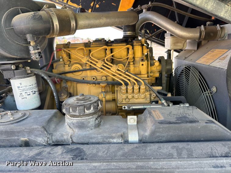 image for item YA0215 2012 Atlas air compressor
