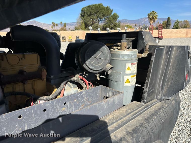 image for item YA0215 2012 Atlas air compressor