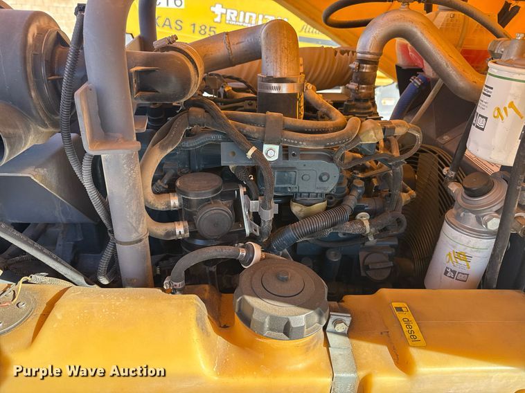 image for item YA0217 2016 Atlas Copco XAS 185 KD7 PE T4F air compressor