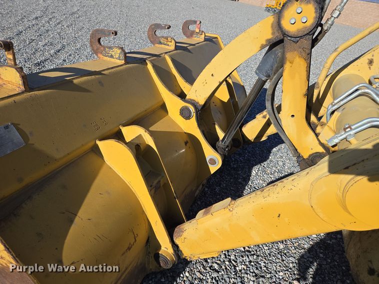 image for item YA0218 2013 Caterpillar 450E backhoe