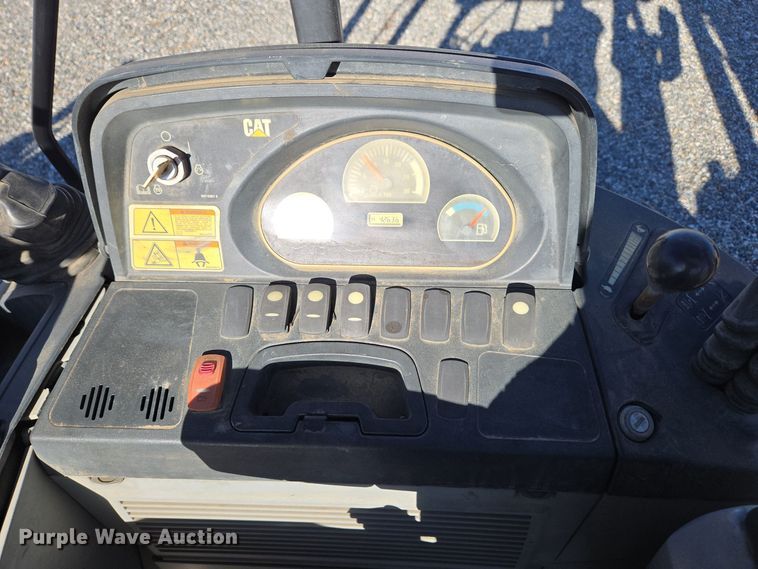 image for item YA0218 2013 Caterpillar 450E backhoe