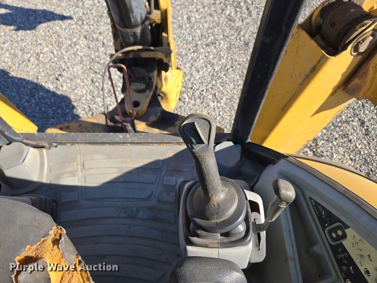 image for item YA0218 2013 Caterpillar 450E backhoe
