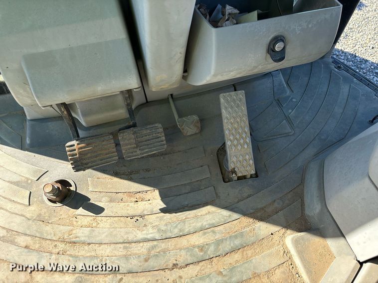 image for item YA0219 2012 Caterpillar 450E backhoe