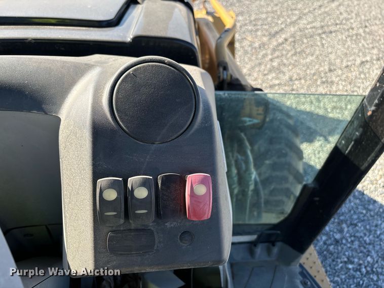 image for item YA0219 2012 Caterpillar 450E backhoe