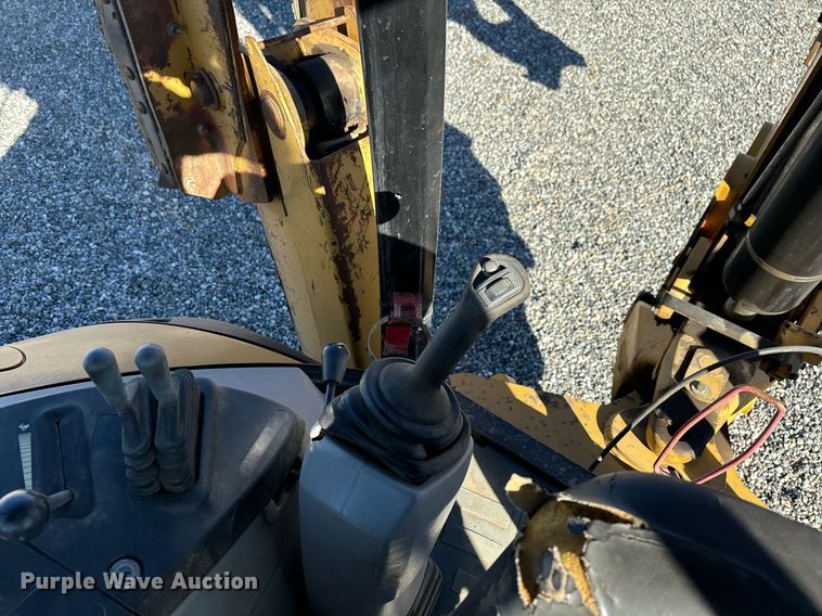 image for item YA0219 2012 Caterpillar 450E backhoe