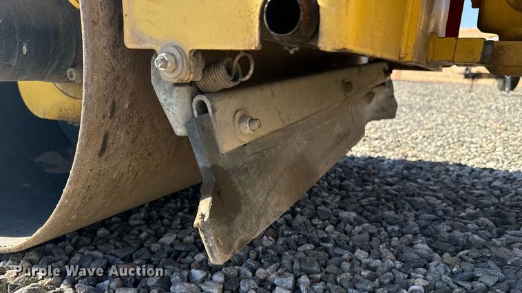 image for item YA0225 2019 Bomag BW900-50 double drum vibratory roller