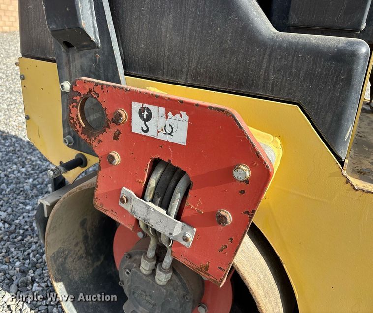 image for item YA0226 2011 Dynapac CC900G double drum vibratory roller